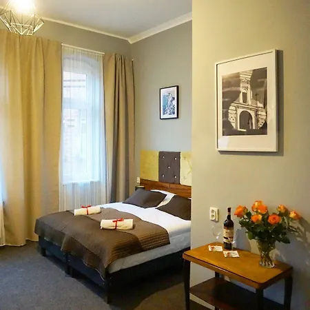 Expolis - Center - 24h Glowny #betterthanyourex Gasthof 3*