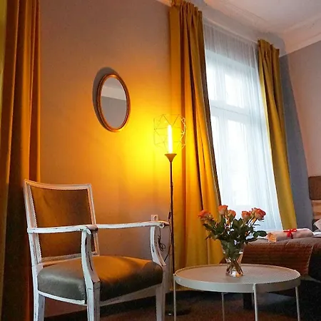 Expolis - Center - 24h Glowny #betterthanyourex Gasthof Posen