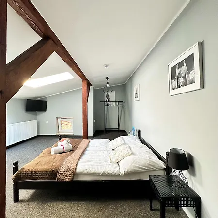 Expolis - Center - 24h Glowny #betterthanyourex 3* Poznań