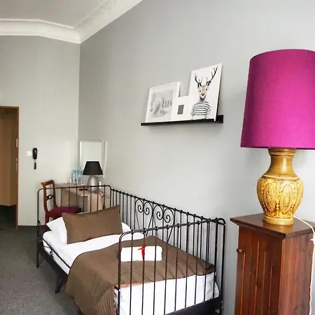 Expolis - Center - 24h Glowny #betterthanyourex Gasthof