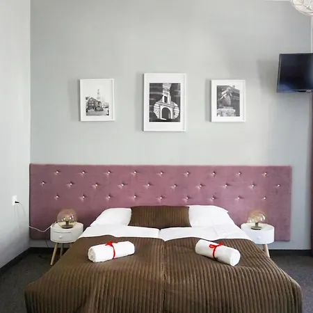 Gasthuis Expolis - Center - 24h Glowny #betterthanyourex 3*