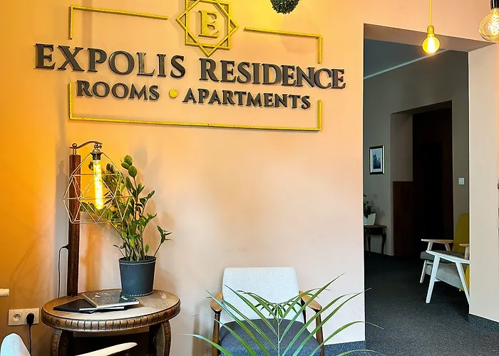 Expolis - Center - 24h Glowny #betterthanyourex 招待所 波兹南