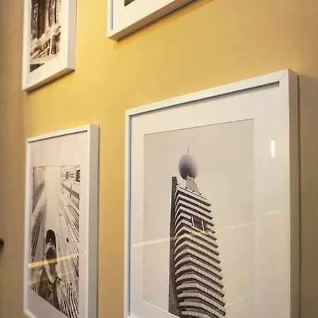 Expolis - Center - 24h Glowny #betterthanyourex Konukevi Poznan