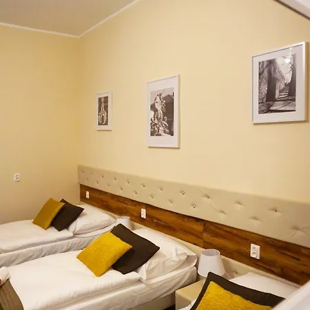 Expolis - Center - 24h Glowny #betterthanyourex 3*