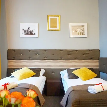 Casa de hóspedes Expolis - Center Główny Mtp Reception 24h Poznań