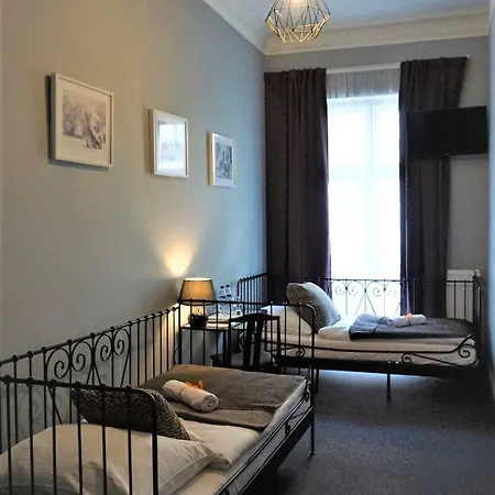 Expolis - Center - 24h Glowny #betterthanyourex Konukevi