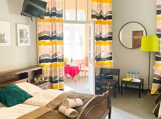 Guest house Expolis - Center - 24h Glowny #betterthanyourex 3*