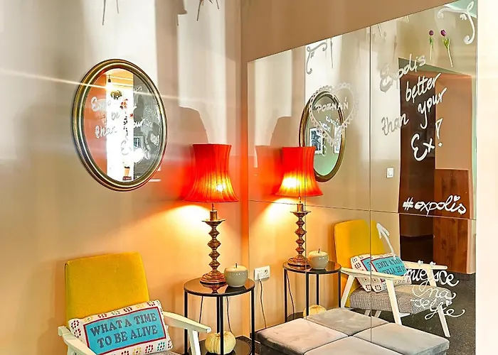 Expolis - Center - 24h Glowny #betterthanyourex Guest house