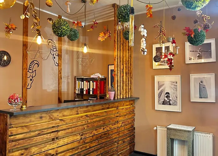 Expolis - Center - 24h Glowny #betterthanyourex Guest house