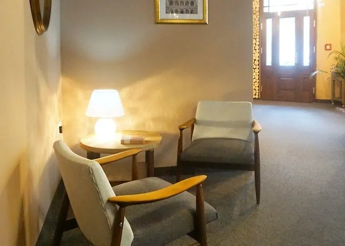 Casa de hóspedes Expolis - Center Główny Mtp Reception 24h