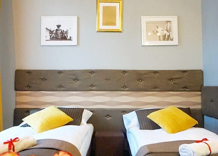 Guest house Expolis - Center - 24h Glowny #betterthanyourex Poznan