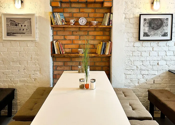 Expolis - Center - 24h Glowny #betterthanyourex Konukevi 3*