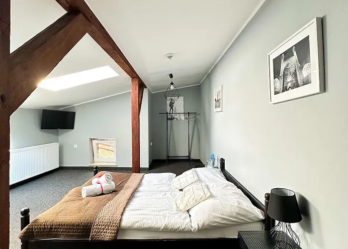 Expolis - Center Główny Mtp Reception 24h 3* Poznań