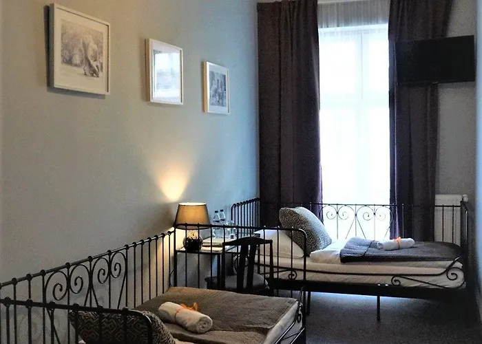 Expolis - Center - 24h Glowny #betterthanyourex Guest house