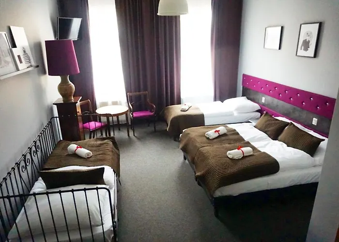 Guest house Expolis - Center - 24h Glowny #betterthanyourex Poznan