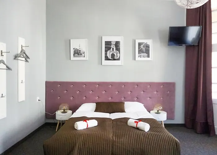 Guest house Expolis - Center - 24h Glowny #betterthanyourex 3*